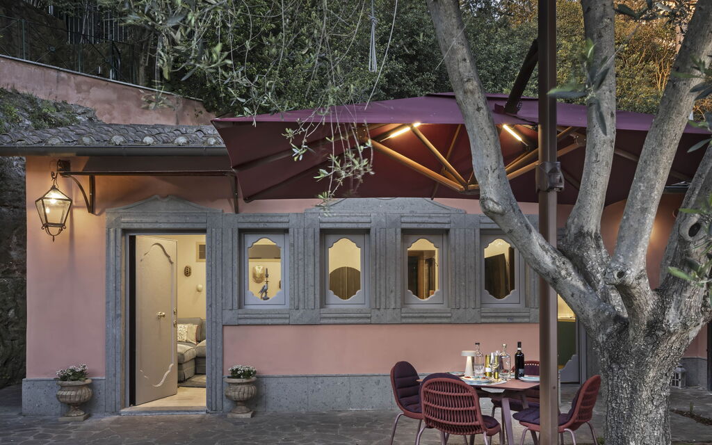 Villa Giulia: all'aperto, Benessere, Estate, Esterni, Giardino, Idromassaggio, Piscina, Primavera