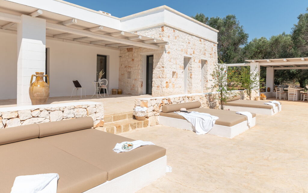 Villa Il Fiko: Building Exterior, Main Entrance, Other Room, Outdoor, Pool, Spring, Summer