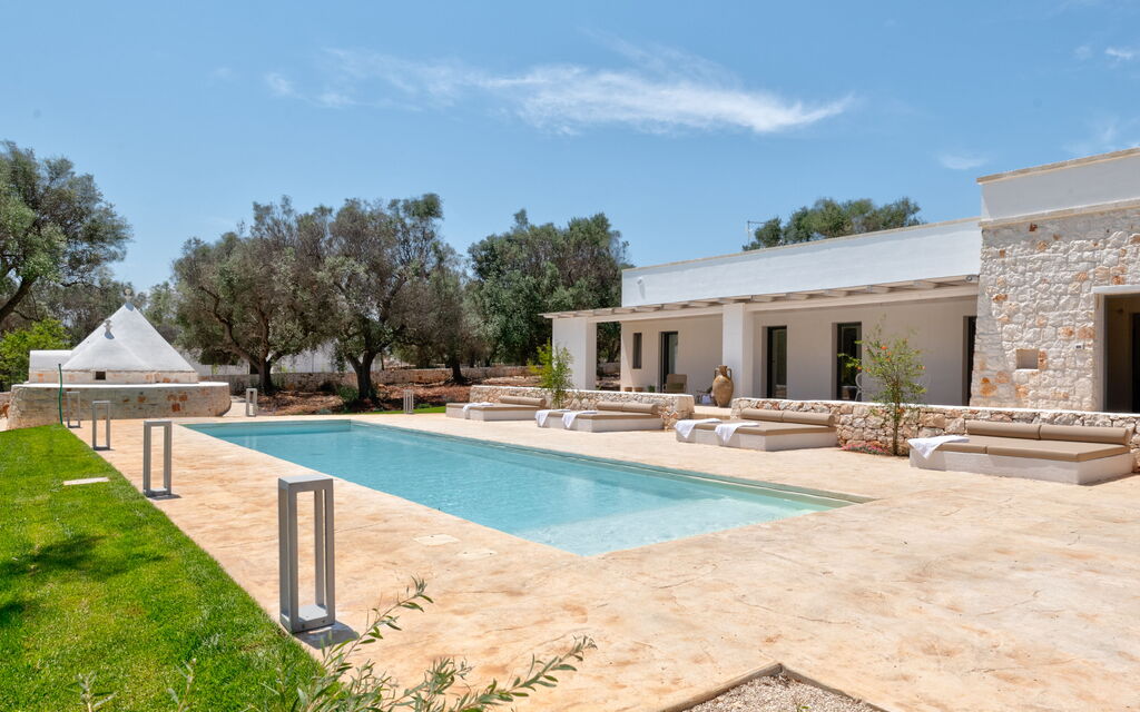Villa Il Fiko: Building Exterior, Main Entrance, Other Room, Outdoor, Pool, Spring, Summer