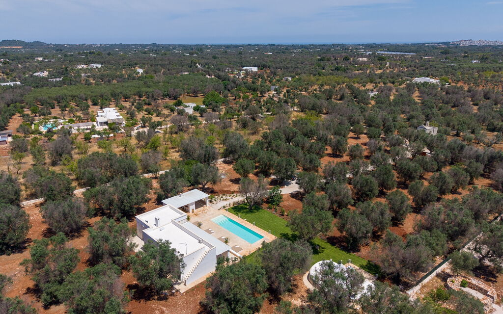 Villa Il Fiko: Building Exterior, Main Entrance, Other Room, Outdoor, Pool, Spring, Summer