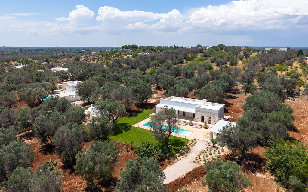 Villa Il Fiko: Building Exterior, Main Entrance, Other Room, Outdoor, Pool, Spring, Summer