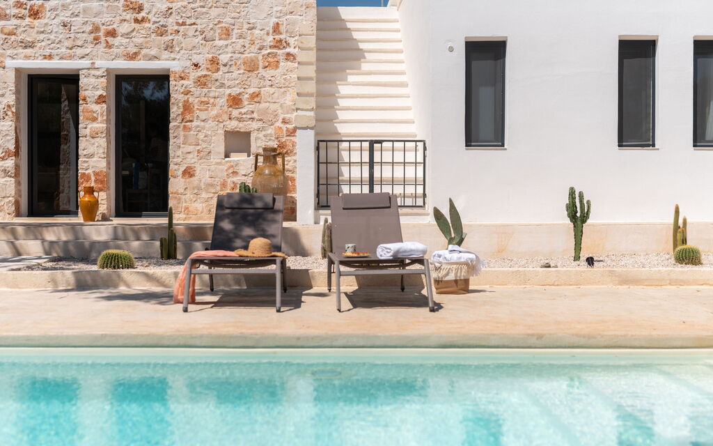 Villa Persefone: Amenities, Building Exterior, Garden, Outdoor, Pool, Spring, Summer