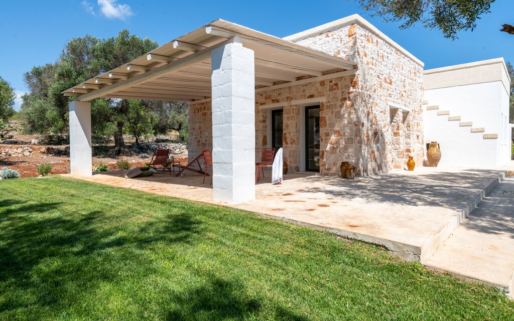 Villa Persefone: Amenities, Building Exterior, Garden, Outdoor, Pool, Spring, Summer