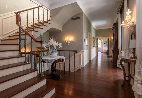 Villa Fasto: Benessere, Caratteristiche, Entrata Principale, Estate, Esterni, Giardino, Persone, Piscina, Primavera