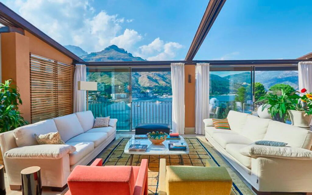 Villa Fasto: Benessere, Caratteristiche, Entrata Principale, Estate, Esterni, Giardino, Persone, Piscina, Primavera