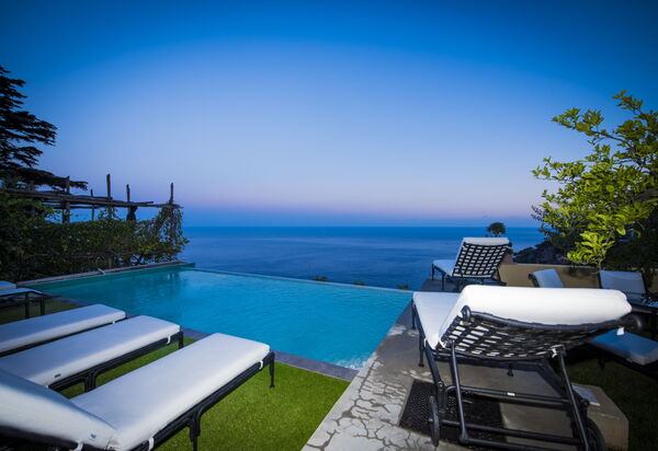 Villa Pavone