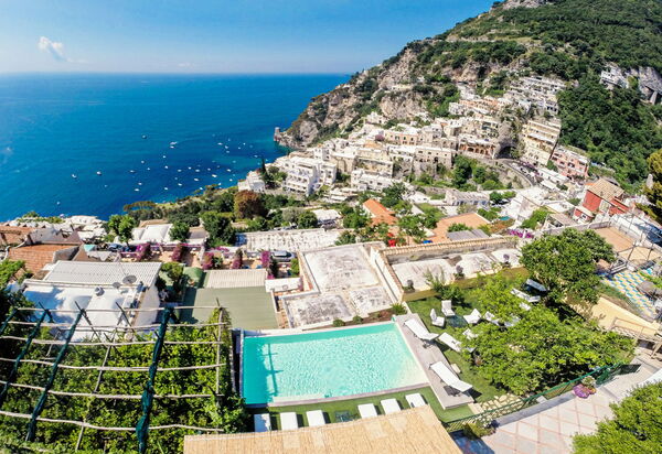 Villa Pavone: Amenities, Building Exterior, Garden, Main Entrance, Spring, Summer, Wellness