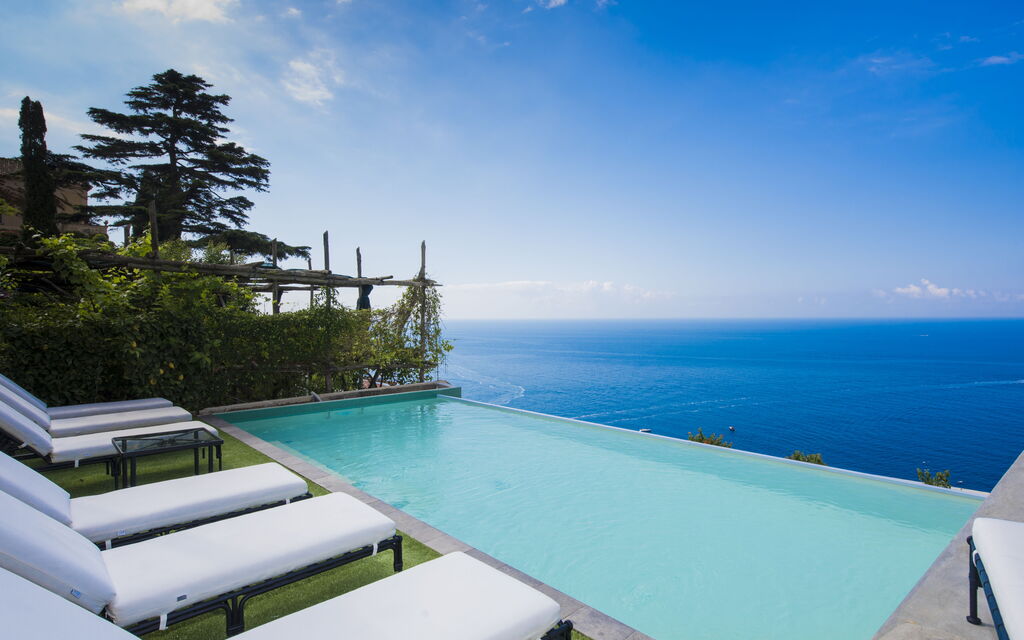 Villa Pavone