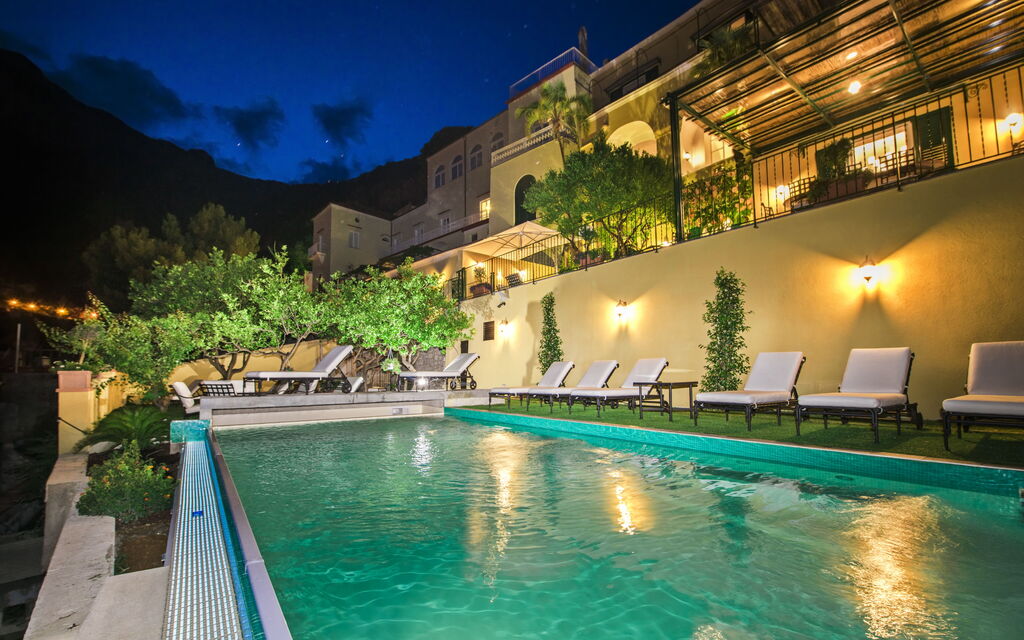 Villa Pavone