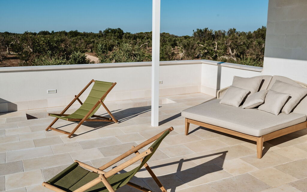 Villa Alta Croce: Amenities, Building Exterior, Hot Tub, Pool, Spring, Summer, Wellness