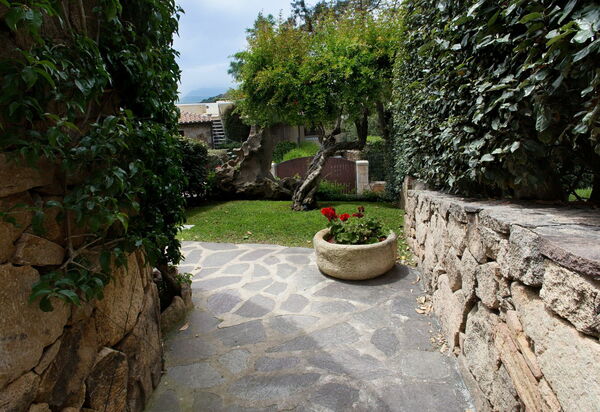 Villa Martini: Attività, Balcone / Terrazza / Patio, Caratteristiche, Dettagli della stanza, Estate, Esterni, Piscina, Primavera