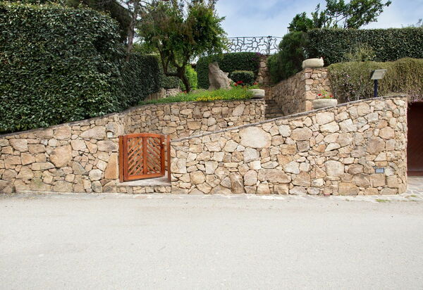 Villa Martini: Attività, Balcone / Terrazza / Patio, Caratteristiche, Dettagli della stanza, Estate, Esterni, Piscina, Primavera