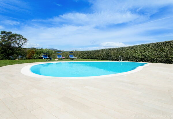 Villa Marini: Attività, Balcone / Terrazza / Patio, Benessere, Cucina, Estate, Esterni, Piscina, Primavera, Soggiorno