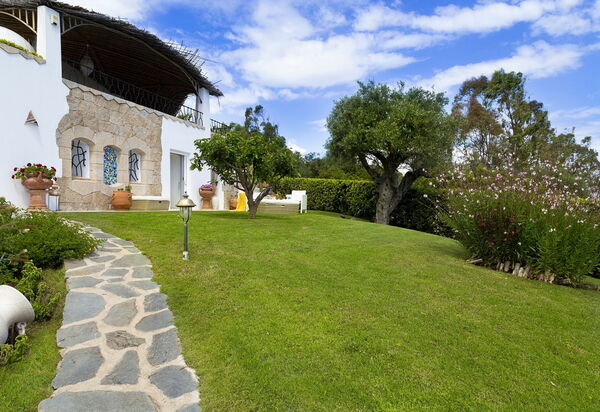 Villa Eros: all'aperto, Altra Stanza, Balcone / Terrazza / Patio, Caratteristiche, Estate, Esterni, Giardino, Piscina, Primavera