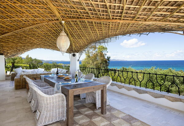 Villa Eros: all'aperto, Altra Stanza, Balcone / Terrazza / Patio, Caratteristiche, Estate, Esterni, Giardino, Piscina, Primavera