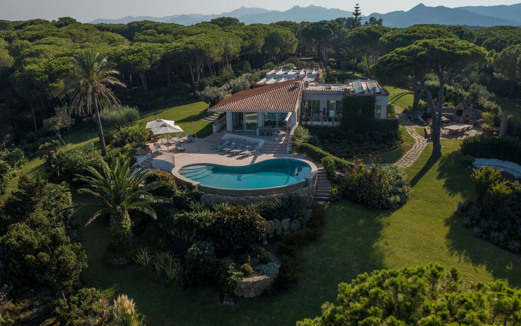Villa Fiume: Estate, Esterni, Piscina, Primavera, Servizi