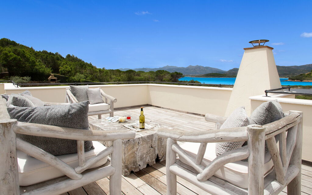Villa Alloro: Activities, Amenities, Balcony / Terrace / Patio, Building Exterior, Hot Tub, Pool, Room Detail, Spring, Summer