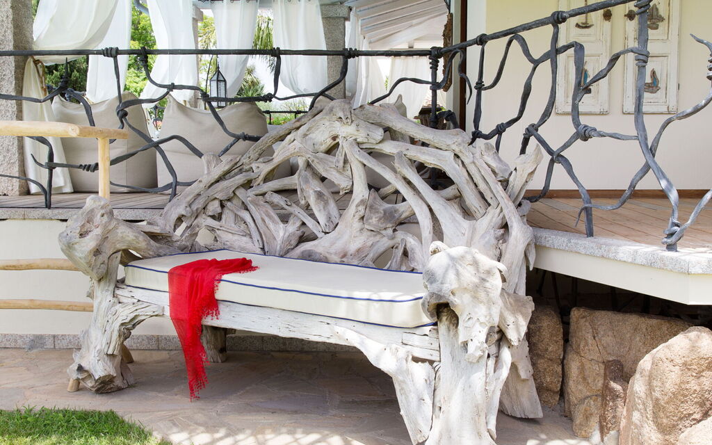 Villa Alloro: Activities, Amenities, Balcony / Terrace / Patio, Building Exterior, Hot Tub, Pool, Room Detail, Spring, Summer