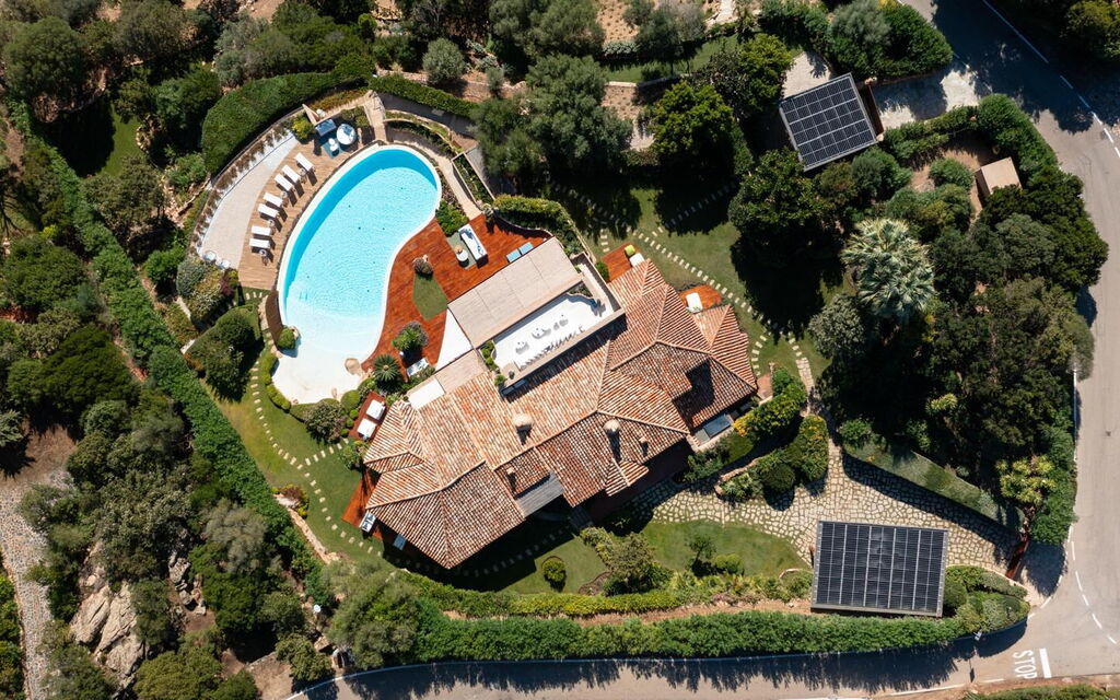 Villa Pedretti: Altra Stanza, Attività, Caratteristiche, Dettagli della stanza, Estate, Esterni, Idromassaggio, Piscina, Primavera