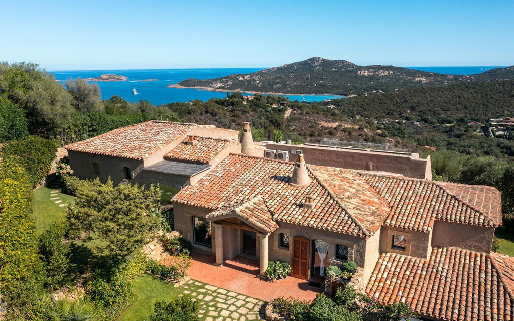 Villa Pedretti: Altra Stanza, Attività, Caratteristiche, Dettagli della stanza, Estate, Esterni, Idromassaggio, Piscina, Primavera