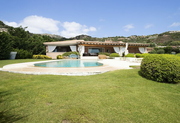 Villa Sa Domus: Balcone / Terrazza / Patio, Benessere, Estate, Esterni, Primavera