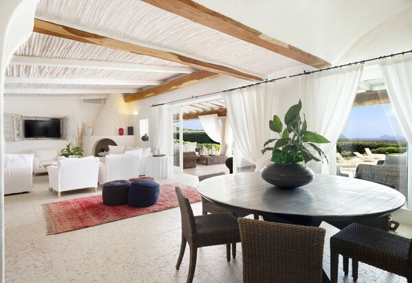 Villa Sa Domus