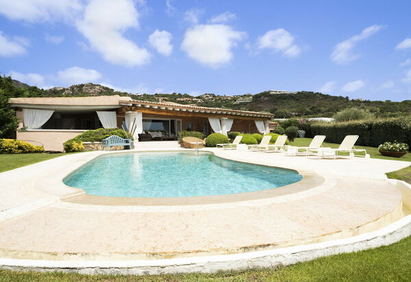 Villa Sa Domus: Balcone / Terrazza / Patio, Benessere, Estate, Esterni, Primavera