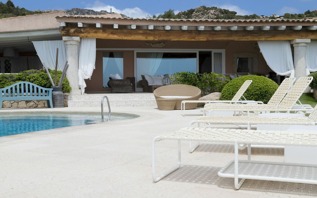 Villa Sa Domus