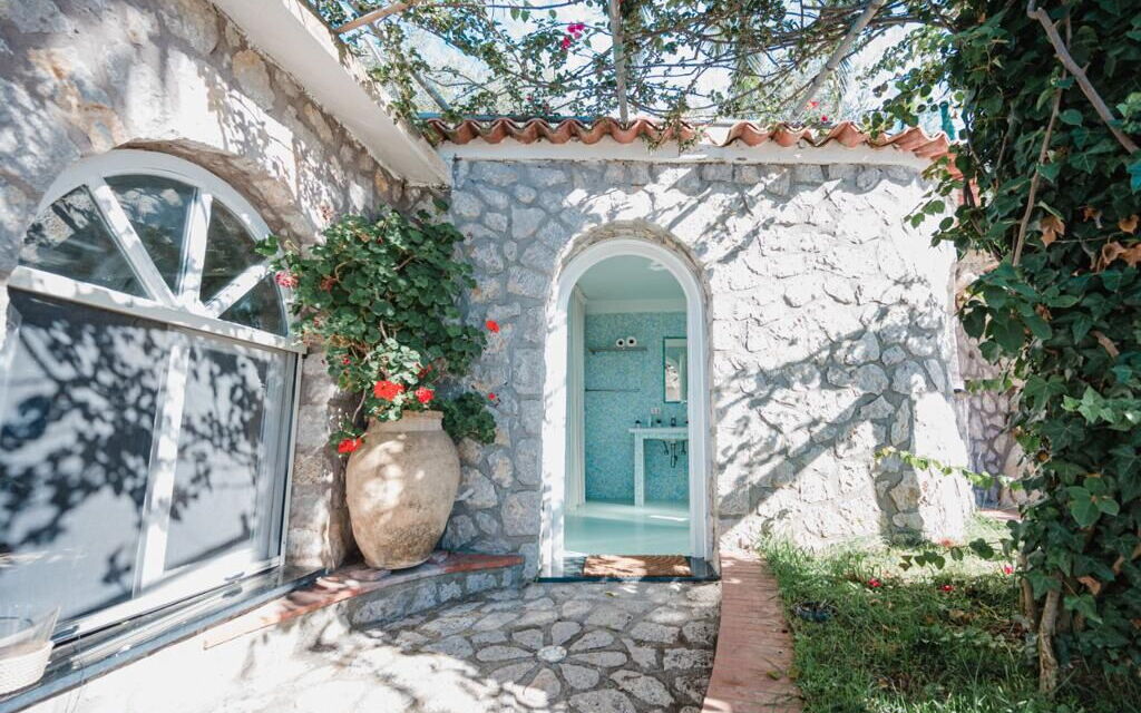 Villa Collemare: Activities, Amenities, Balcony / Terrace / Patio, Facilities, Garden, Hot Tub, Pool, Scenic View, Spring, Summer, Wellness