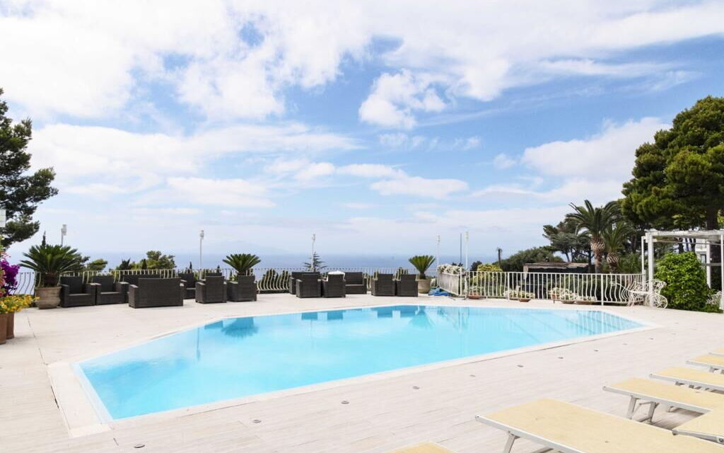 Villa Collemare: Activities, Amenities, Balcony / Terrace / Patio, Facilities, Garden, Hot Tub, Pool, Scenic View, Spring, Summer, Wellness
