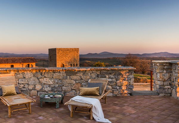 Villa Monte Argentario: Attività, Balcone / Terrazza / Patio, Benessere, Caratteristiche, Estate, Esterni, Giardino, Piscina, Primavera, Servizi, Vista Panoramica