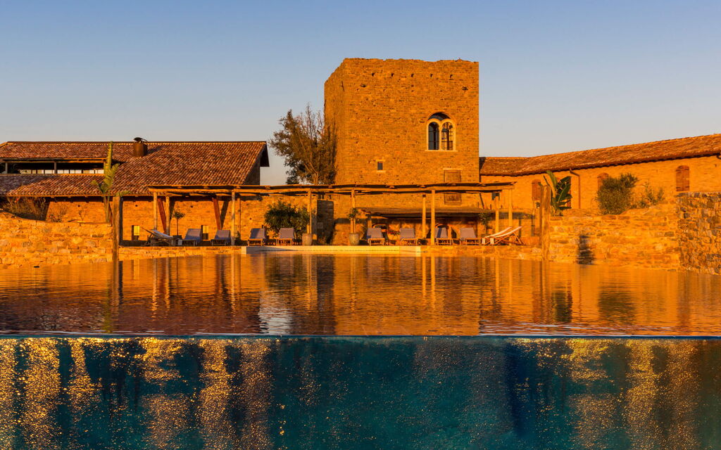 Villa Monte Argentario: Attività, Balcone / Terrazza / Patio, Benessere, Caratteristiche, Estate, Esterni, Giardino, Piscina, Primavera, Servizi, Vista Panoramica