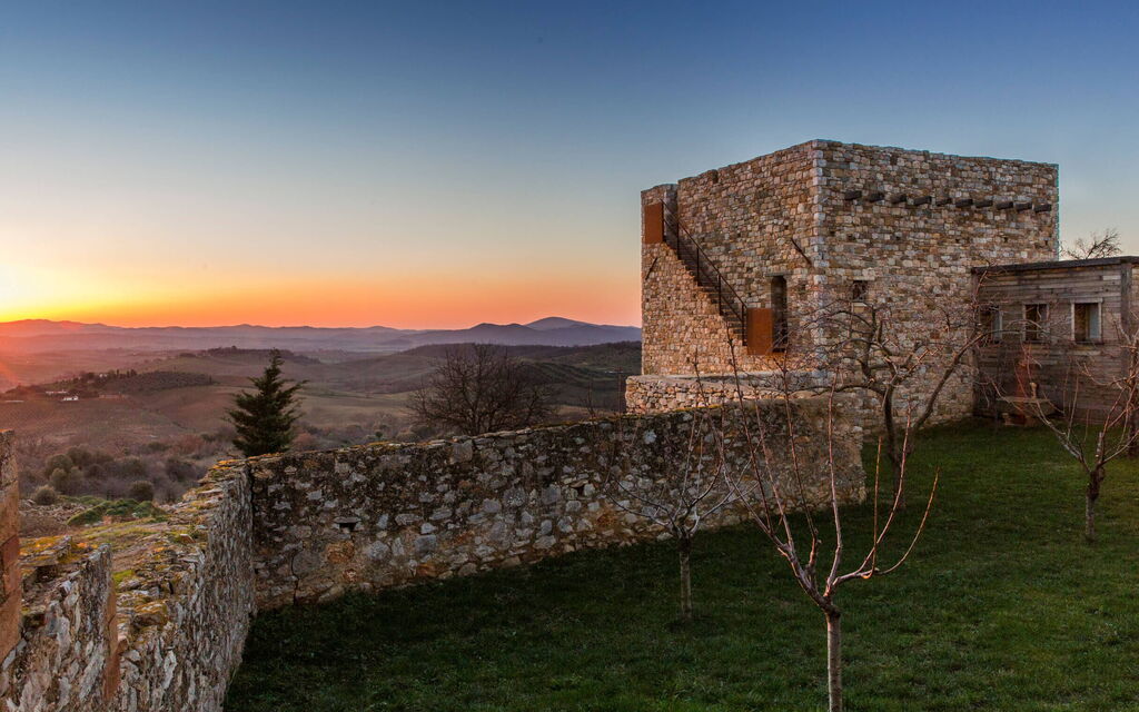 Villa Monte Argentario: Attività, Balcone / Terrazza / Patio, Benessere, Caratteristiche, Estate, Esterni, Giardino, Piscina, Primavera, Servizi, Vista Panoramica