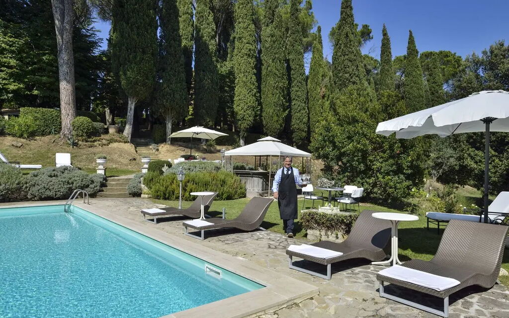 Villa Macciano: Attività, Balcone / Terrazza / Patio, Benessere, Caratteristiche, Estate, Esterni, Giardino, Piscina, Primavera, Servizi