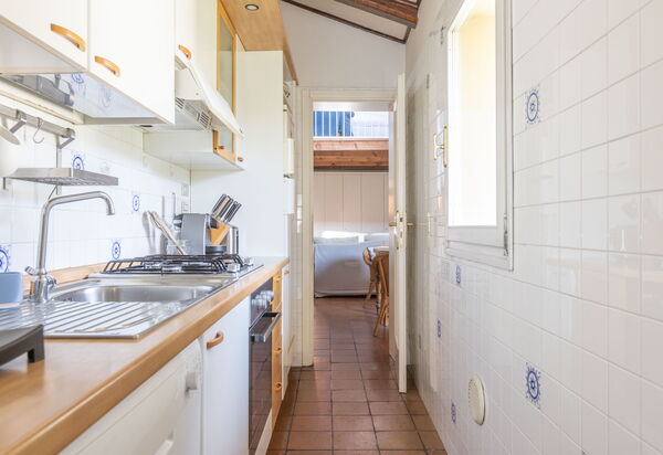 Castiglione Escape: Attività, Balcone / Terrazza / Patio, Città, Dettagli della stanza, Estate, Esterni, Primavera