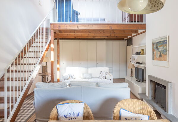 Castiglione Escape: Attività, Balcone / Terrazza / Patio, Città, Dettagli della stanza, Estate, Esterni, Primavera