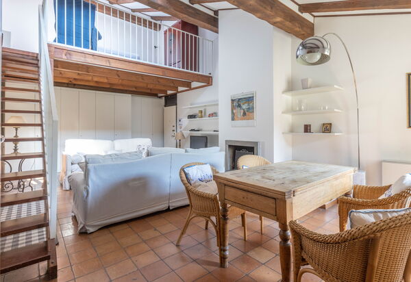 Castiglione Escape: Attività, Balcone / Terrazza / Patio, Città, Dettagli della stanza, Estate, Esterni, Primavera