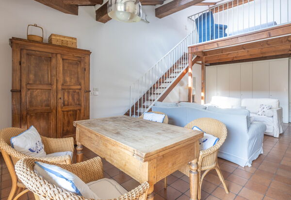 Castiglione Escape: Attività, Balcone / Terrazza / Patio, Città, Dettagli della stanza, Estate, Esterni, Primavera