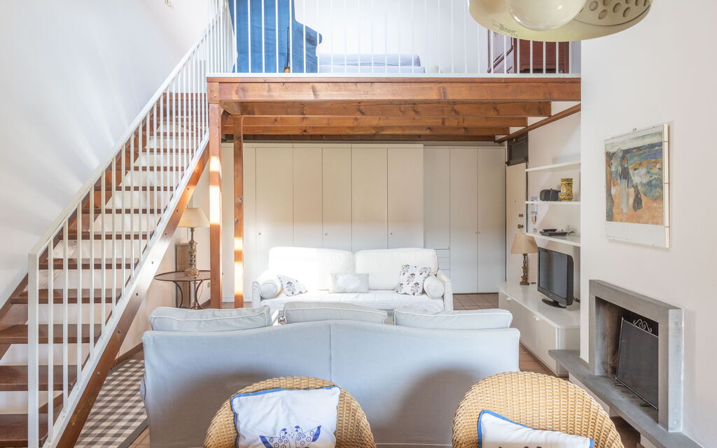 Castiglione Escape: Activities, Balcony / Terrace / Patio, Building Exterior, City, Room Detail, Spring, Summer